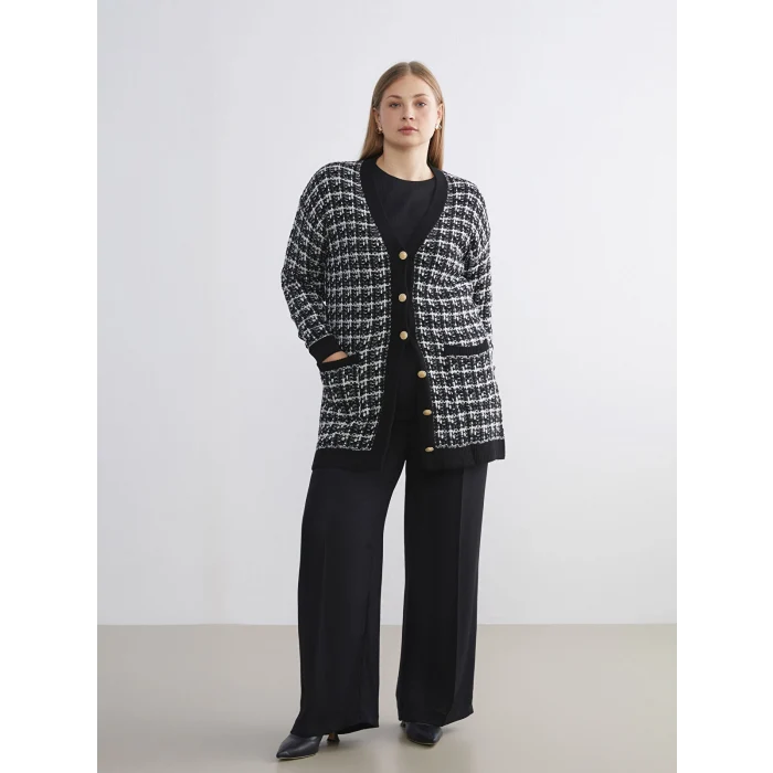 LCWAIKIKI Classic Siyah V Yaka Desenli Kadın Triko Hırka