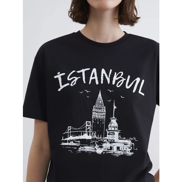 XSIDE Siyah İstanbul Baskılı Kadın Tişört