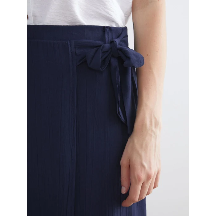 LCWAIKIKI Classic Lacivert Beli Bağlamalı Saten Etek