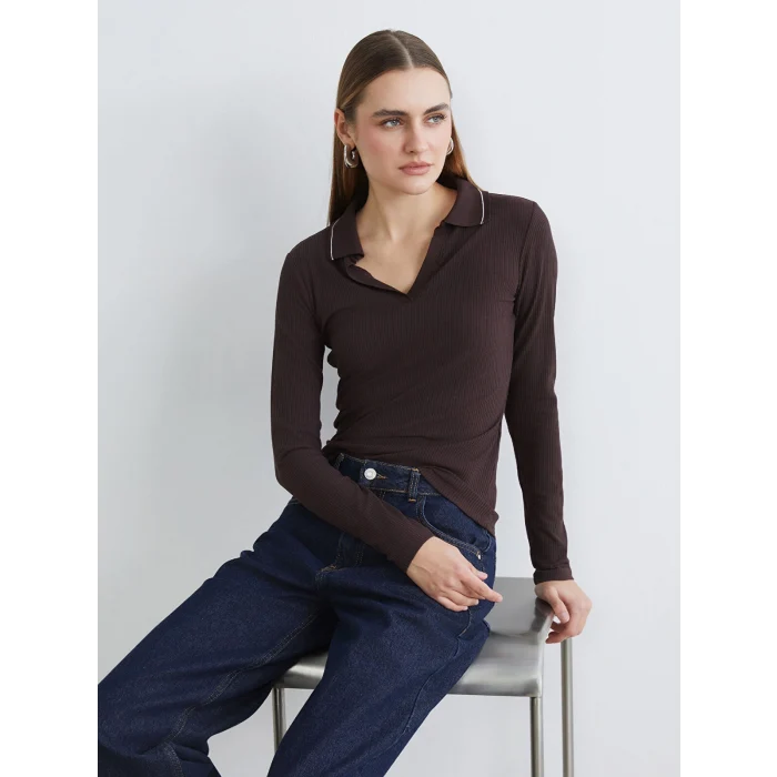 LCWAIKIKI Classic Kahverengi Polo Yaka Fitilli Kadın Tişört