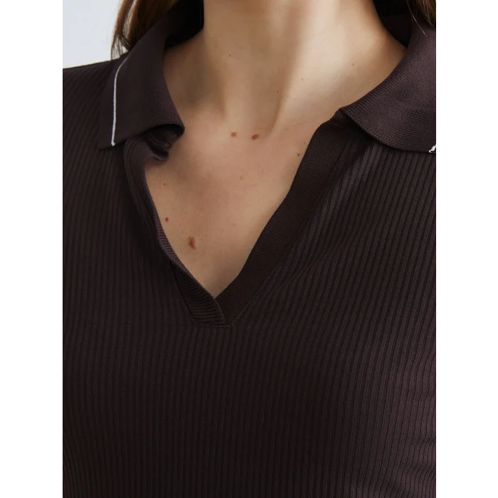 LCWAIKIKI Classic Kahverengi Polo Yaka Fitilli Kadın Tişört