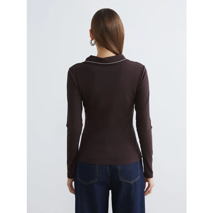 LCWAIKIKI Classic Kahverengi Polo Yaka Fitilli Kadın Tişört