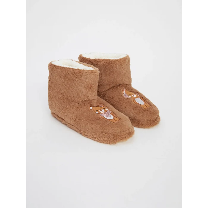 LCW STEPS Bej Nakışlı Pelüş Kız Çocuk Ev Botu Panduf