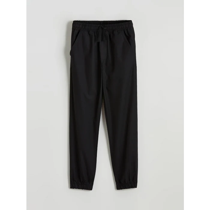 LCW Kids Siyah Regular Fit Erkek Çocuk Pantolon