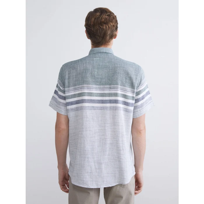 LCWAIKIKI Classic Yeşil Regular Fit Kısa Kollu Çizgili Armürlü Erkek Gömlek
