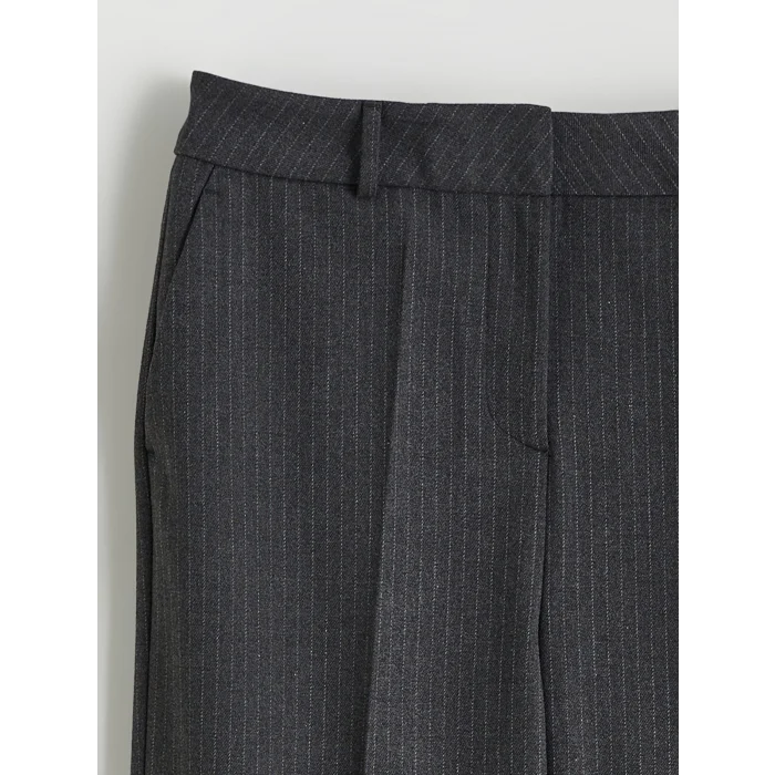 LCWAIKIKI Classic Gri Çizgili Geniş Paça Kadın Pantolon