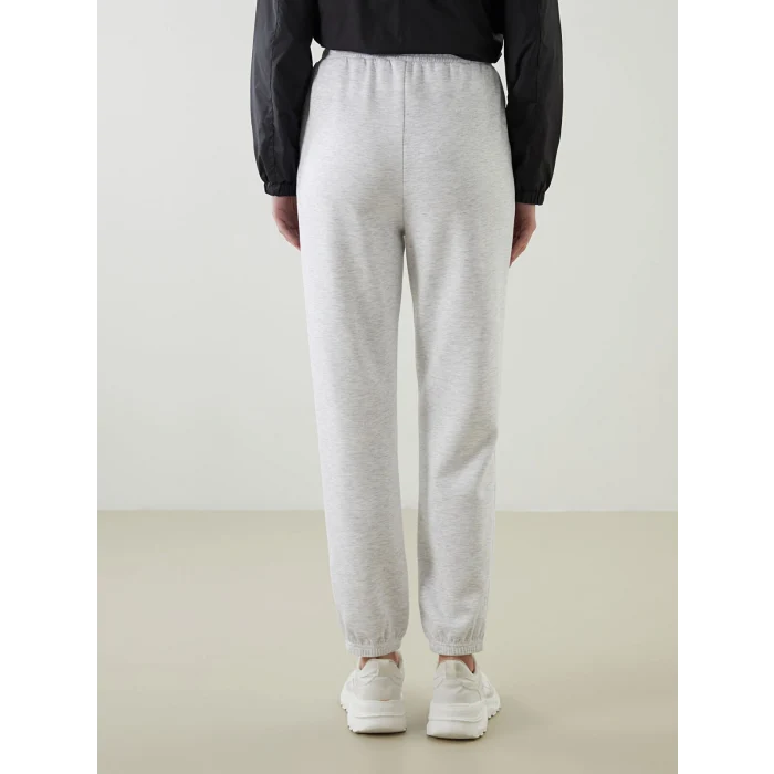 LCWAIKIKI Classic Beyaz Beli Lastikli Kadın Jogger Eşofman Altı