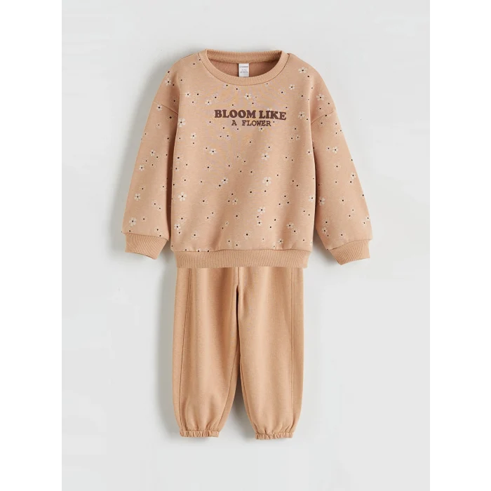 LCW Kids Bej Bisiklet Yaka Kız Çocuk Sweatshirt ve Pantolon