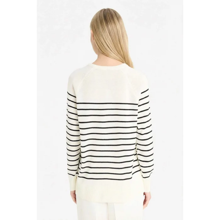 Defacto E8486AXER105 Ekru Regular Fit Bisiklet Yaka Çizgili Triko Kazak