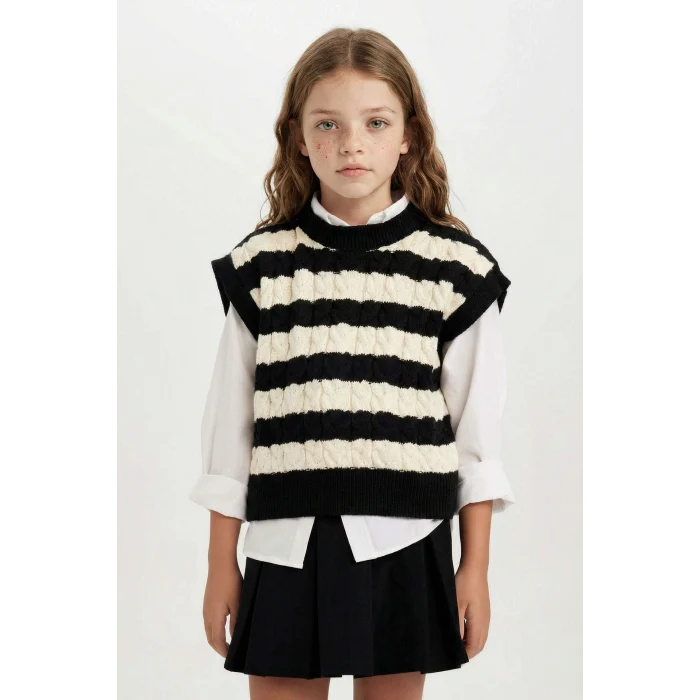 Defacto C9657A8BK27 Siyah Kız Çocuk Çizgili Bisiklet Yaka Örgü Desenli Triko Süveter