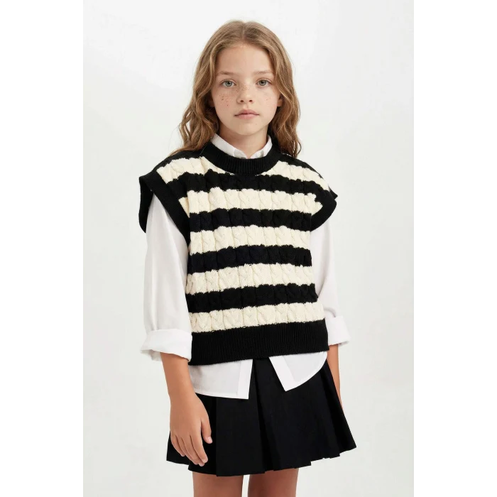 Defacto C9657A8BK27 Siyah Kız Çocuk Çizgili Bisiklet Yaka Örgü Desenli Triko Süveter
