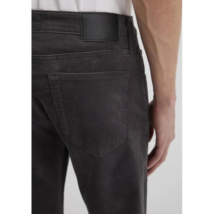 Mavi 0035182643 Marcus Koyu Gri Kadife Pantolon