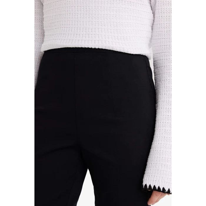 Defacto J8743AZBK27 Siyah Sigaret Normal Bel Düz Paça Saten Pantolon