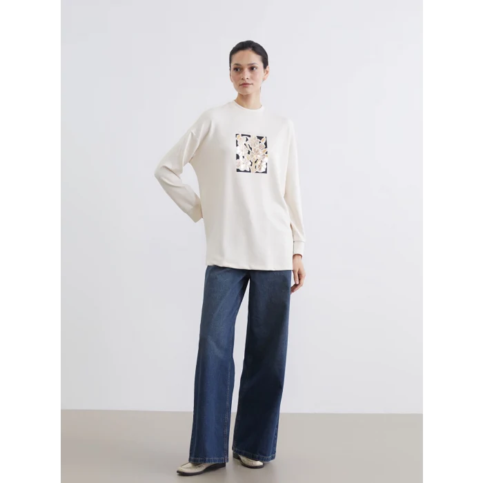 LCW Modest Bej Bisiklet Yaka Oversize Kadın Sweatshirt Tunik