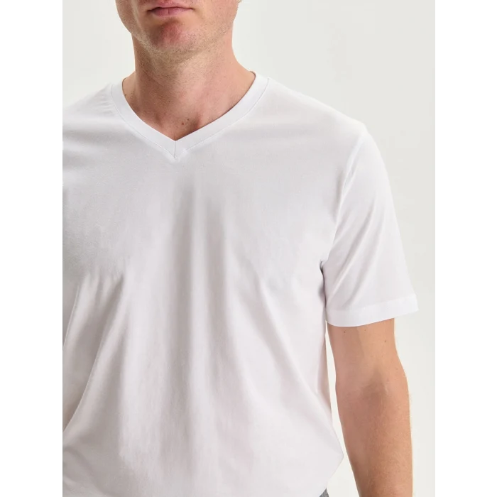 LCWAIKIKI Classic Beyaz V Yaka Kısa Kollu Penye Erkek Tişört