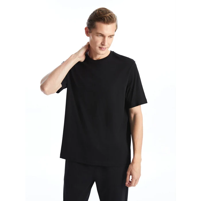 LCWAIKIKI Basic Siyah Bisiklet Yaka Penye Erkek Tişört