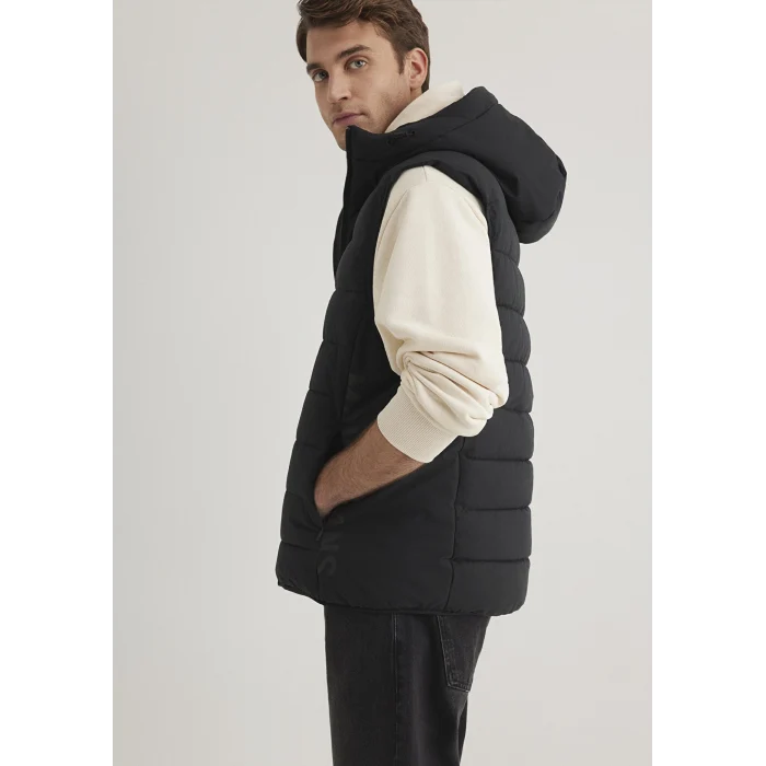 Mavi 0110554-900 Mavi Jeans Detaylı Kapüşonlu Siyah Şişme Yelek