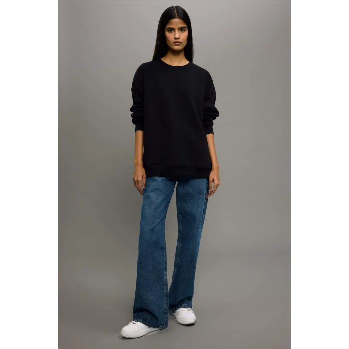 Defacto F9628AXBK81 Siyah Oversize Geniş Kalıp Bisiklet Yaka Basic Düz Kalın Sweatshirt