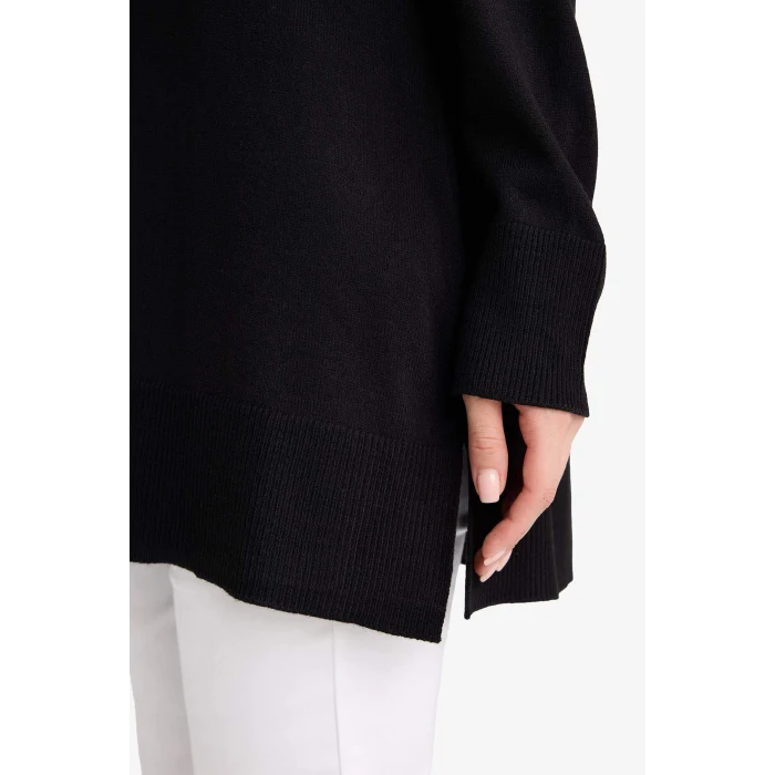 Defacto H3431AZBK27 Siyah Regular Fit Bisiklet Yaka Yırtmaçlı Basic Düz Triko Kazak Tunik