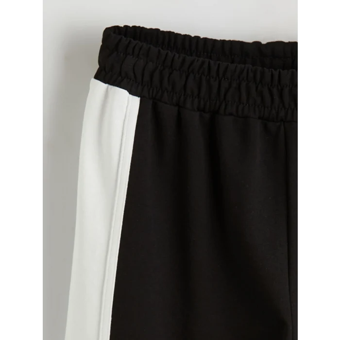 LCW Kids Siyah Geniş Paça Yıldız Baskılı Kız Çocuk Eşofman Altı