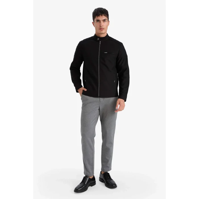 Defacto D7534AXBK27 Siyah Slim Fit Dar Kesim Dik Yaka Astarlı Fermuarlı Cepli Mevsimlik Baharlık Mont