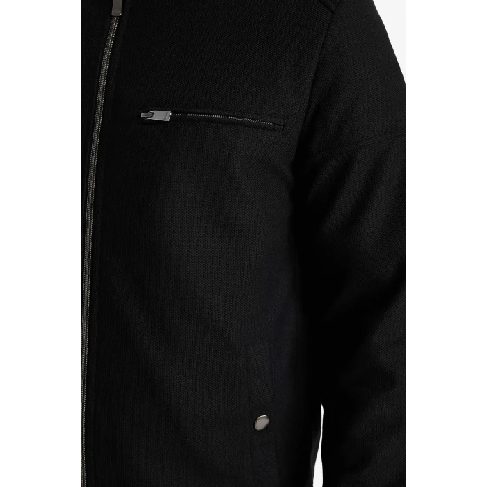 Defacto D7534AXBK27 Siyah Slim Fit Dar Kesim Dik Yaka Astarlı Fermuarlı Cepli Mevsimlik Baharlık Mont