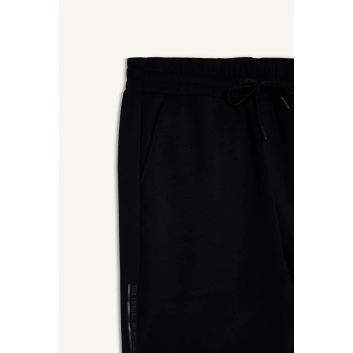 Defacto F8393AXBK27 Siyah Standart Fit Modal Sporcu Kısa Paça Şort
