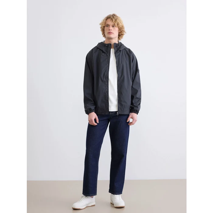 XSIDE Siyah Standart Kalıp Kapüşonlu Erkek Yağmurluk