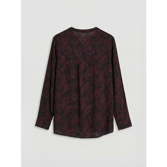 LCW Grace Siyah Kaçık Yaka Çiçekli Bluz