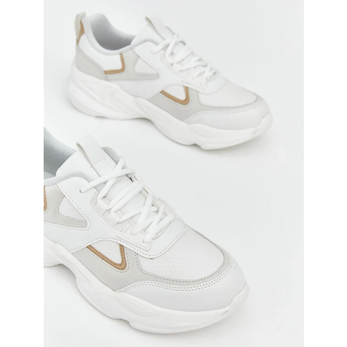 LCW STEPS Beyaz Bağcıklı ve Kalın Tabanlı Kadın Spor Ayakkabı