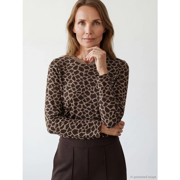 LCW Grace Bej Kaçık Yaka Leopar Desenli Kadın Tişört