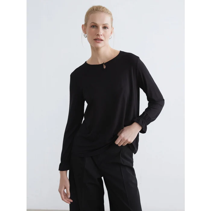 LCW Grace Siyah Bisiklet Yaka Fırfırlı Bluz