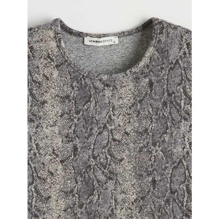 LCW Grace Gri Bisiklet Yaka Yılan Derisi Desenli Kadın Tişört