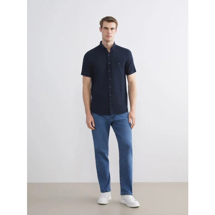 LCWAIKIKI Classic Lacivert Regular Fit Kısa Kollu Erkek Gömlek