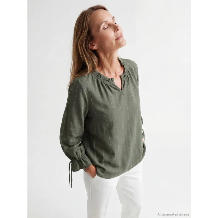 LCW Grace Haki Fırfırlı Kaçık Yaka Çizgili Bluz