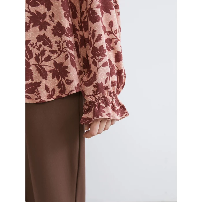 LCW Grace Pembe Kaçık Yaka Çiçekli Bluz