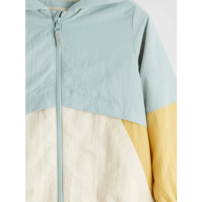 LCW Kids Yeşil Kapüşonlu Renk Bloklu Erkek Çocuk Mont