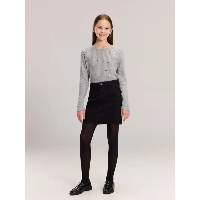 LCW Kids Gri Bisiklet Yaka Pul İşlemeli Kız Çocuk Tişört