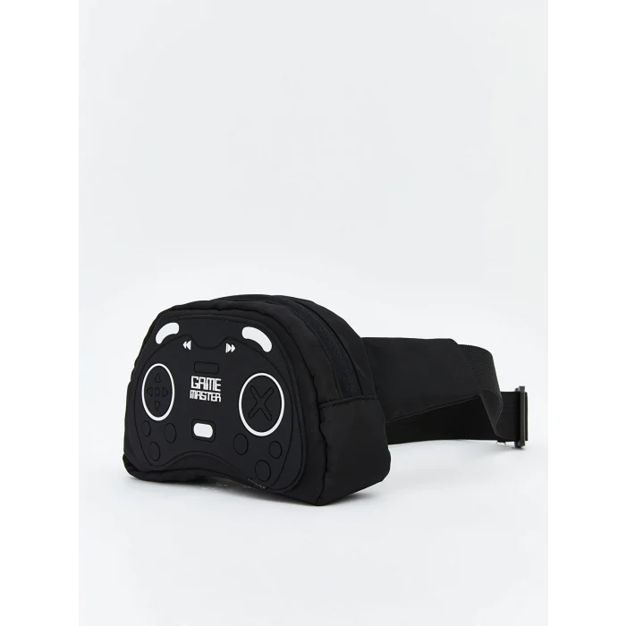 LCW ACCESSORIES Siyah Oyun Konsolu Figürlü Erkek Çocuk Göğüs Çantası