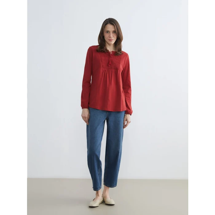 LCW Grace Kırmızı Bağlamalı Yaka Nakışlı Bluz