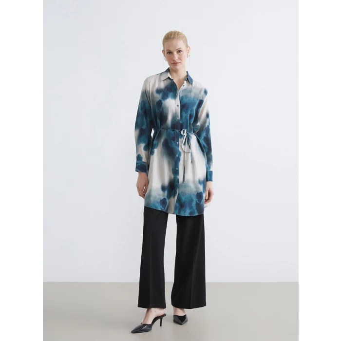 LCWAIKIKI Classic Yeşil Desenli Kuşaklı Kadın Gömlek Tunik