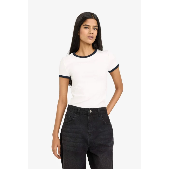 Defacto F9823AXWT32 Beyaz Fitted Ribana Tişört