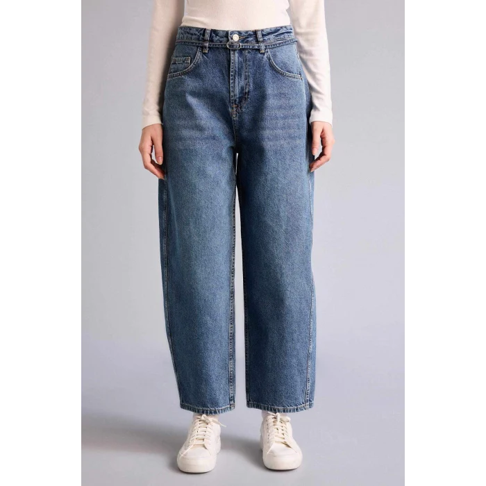 Defacto G8867AXNM28 Mavi %100 Pamuk Barrel Fıt Normal Bel Jean Pantolon