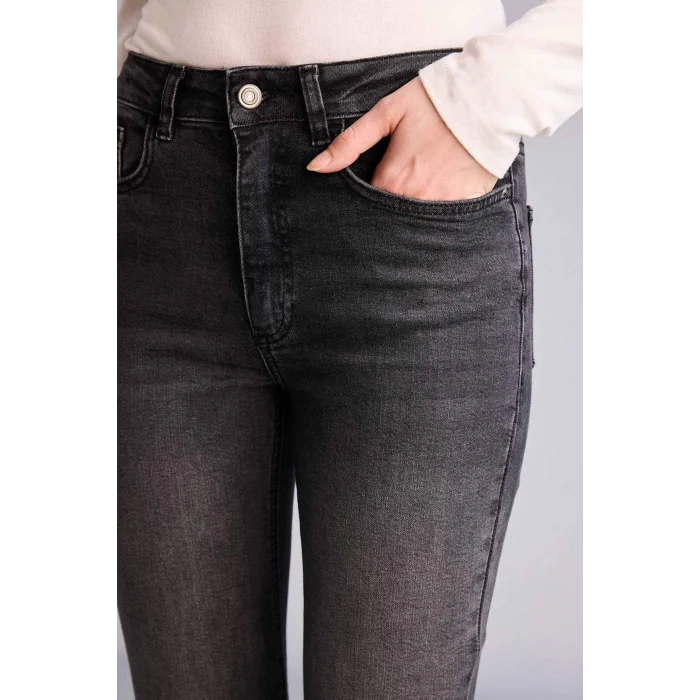 Defacto G8879AXNM40 Siyah Mıa Flare Fıt Yüksek Bel Jean Pantolon