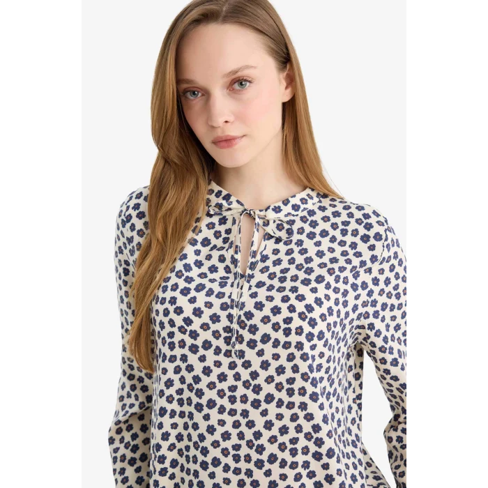 Defacto N1809AZNV253 Lacivert Regular Fit Desenli Bluz