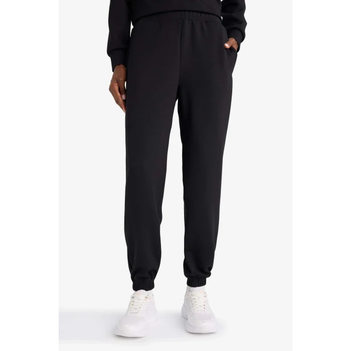 Defacto B1794AXBK81 Siyah Standart Fit Modal Sporcu Pantolon