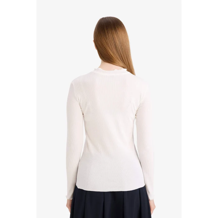 Defacto B2389AXER105 Ekru Fitilli Kaşkorse Basic Tişört