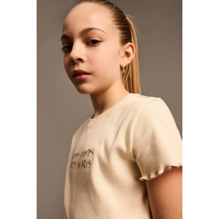 Defacto B6689A8ER42 Ekru Slim Fit Dar Kesim Bisiklet Yaka Baskılı Fitilli Kaşkorse Kısa Kollu Tişört Kız Çocuk