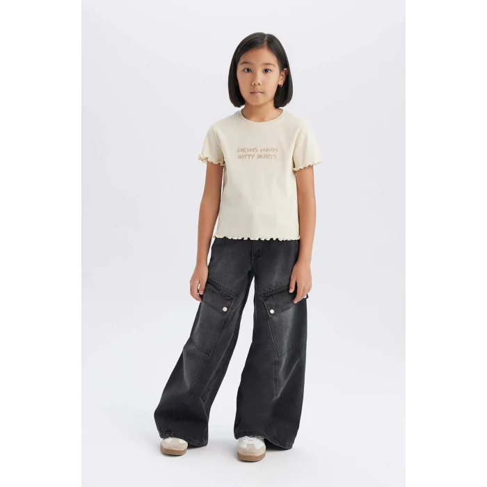 Defacto B6689A8ER42 Ekru Slim Fit Dar Kesim Bisiklet Yaka Baskılı Fitilli Kaşkorse Kısa Kollu Tişört Kız Çocuk