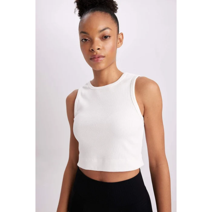 Defacto Z6573AZER105 Ekru DeFactoFit Slim Fit Dar Kesim Bisiklet Yaka Ribana Basic Düz Sporcu Atlet